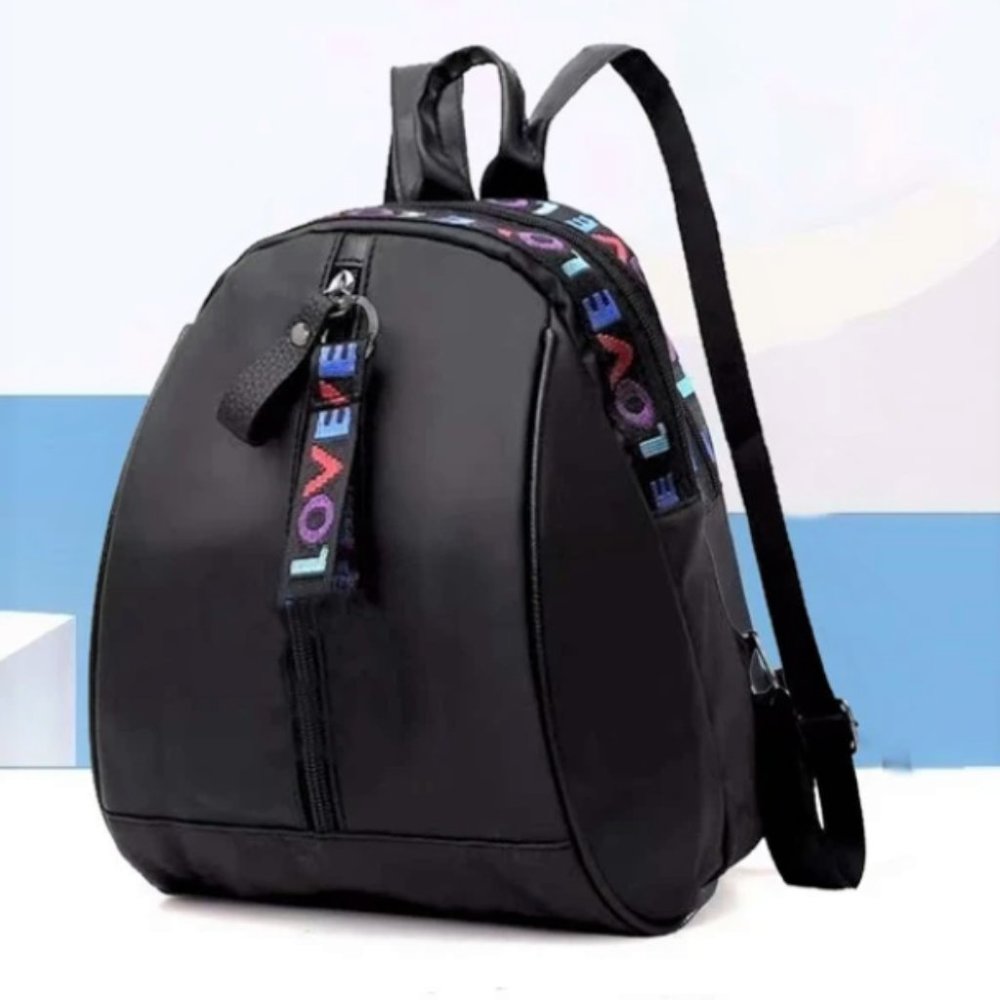 COPY - FASHION BACKPACK WITH LOVE DESIGN